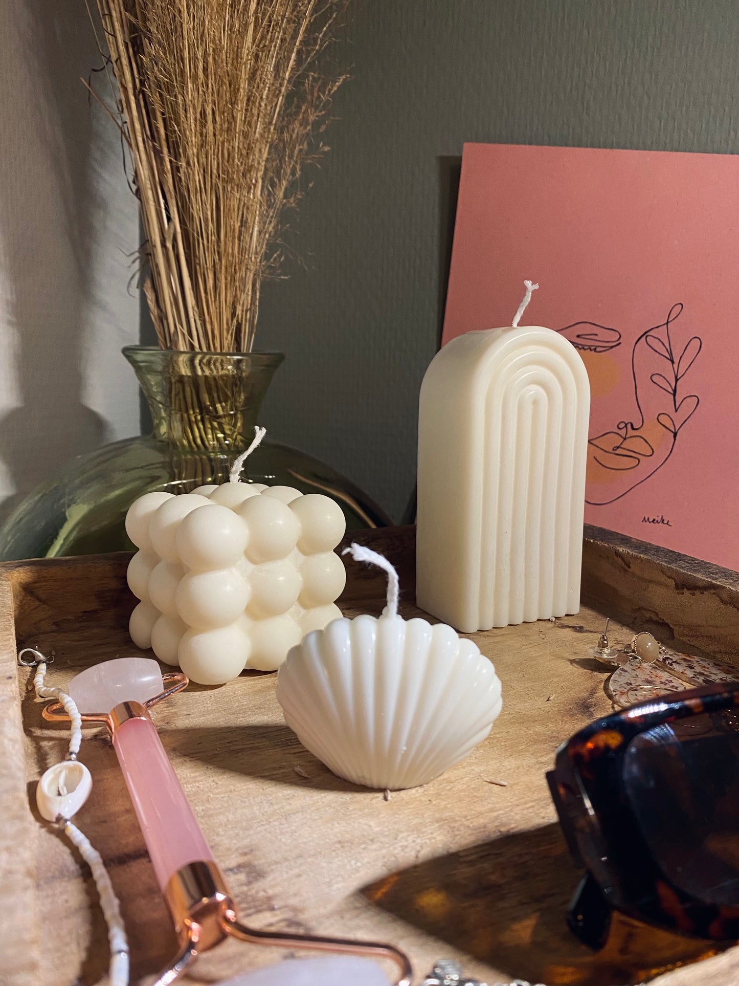 Small Shell candle